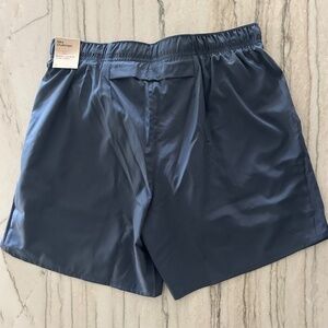NWT - Men's Nike Challenger Dri-Fit 7" 2-in-1 Running Shorts  LARGE